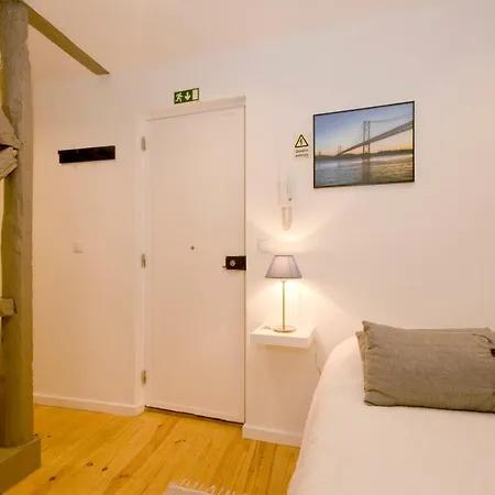Apartment Mira Graca *