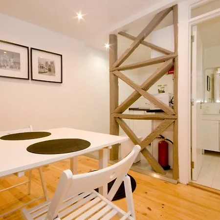 Apartment Mira Graca *